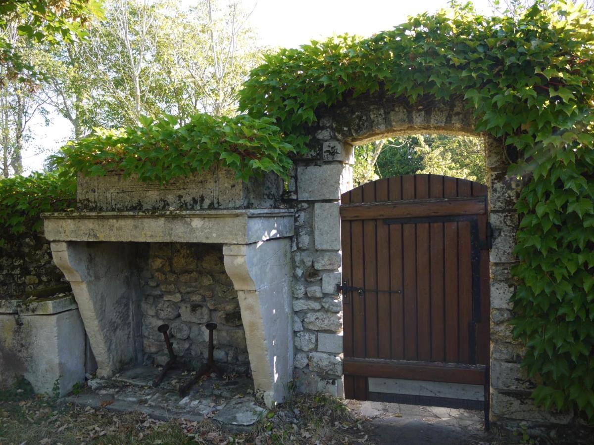 Traditional Charentais Cottage In Countryside 25 Minutes From Royan Balanzac Exterior foto